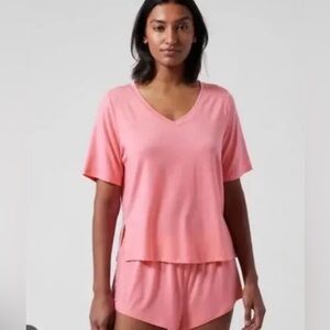 NWT Athleta Nighttime Bliss Sleep Tee & shorts - Pink Medium